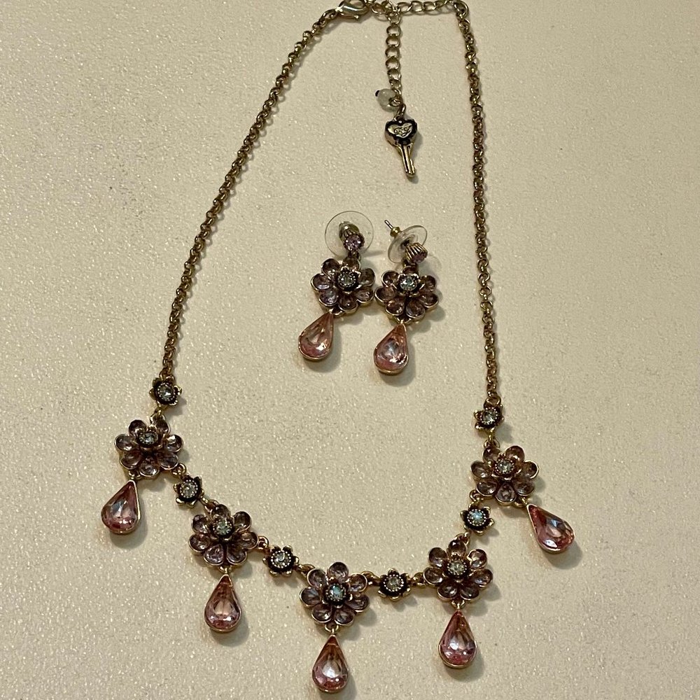 Betsey Johnson Lilac Flower and Pink Teardrop Statement Necklace and Earrings